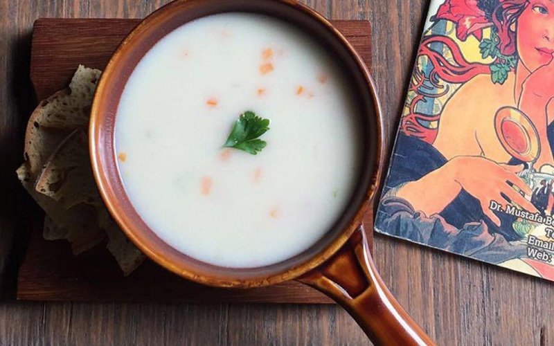 cafe-plaza-alacati1 cafe-plaza-alacati1